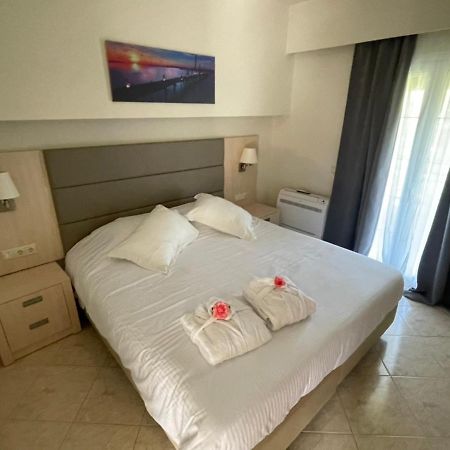 Angelika House 2 Apartment มาราไธอาส ภายนอก รูปภาพ