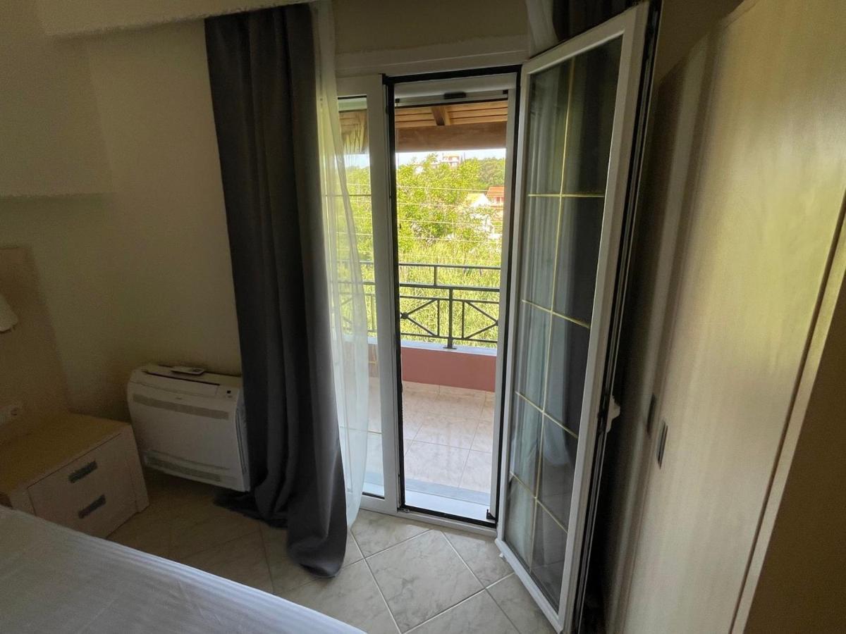 Angelika House 2 Apartment มาราไธอาส ภายนอก รูปภาพ