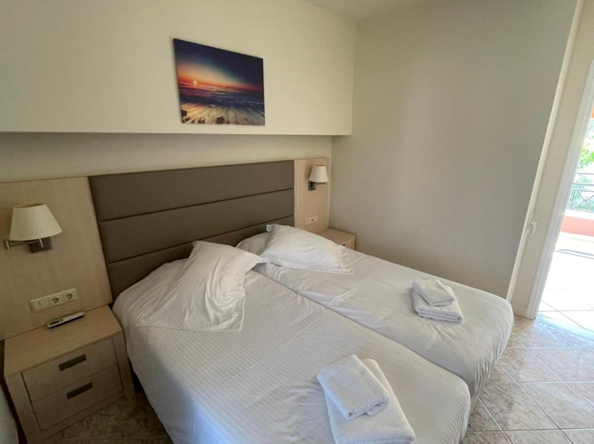 Angelika House 2 Apartment มาราไธอาส ภายนอก รูปภาพ