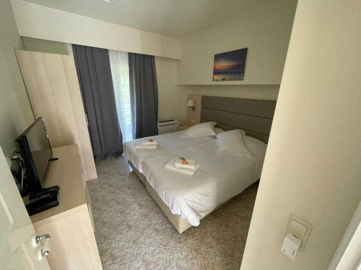 Angelika House 2 Apartment มาราไธอาส ภายนอก รูปภาพ
